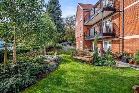 2 bedroom apartment for sale, Marple Lane, Chalfont St. Peter, Gerrards Cross