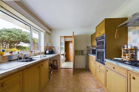 29 College Close, Westward Ho, Bideford, EX39 1BL