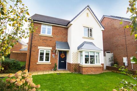 2 Green Field, Darwen, BB3 3FY