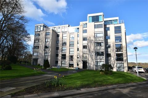 2 bedroom apartment for sale, Lake View Court, Leeds, West Yorkshire