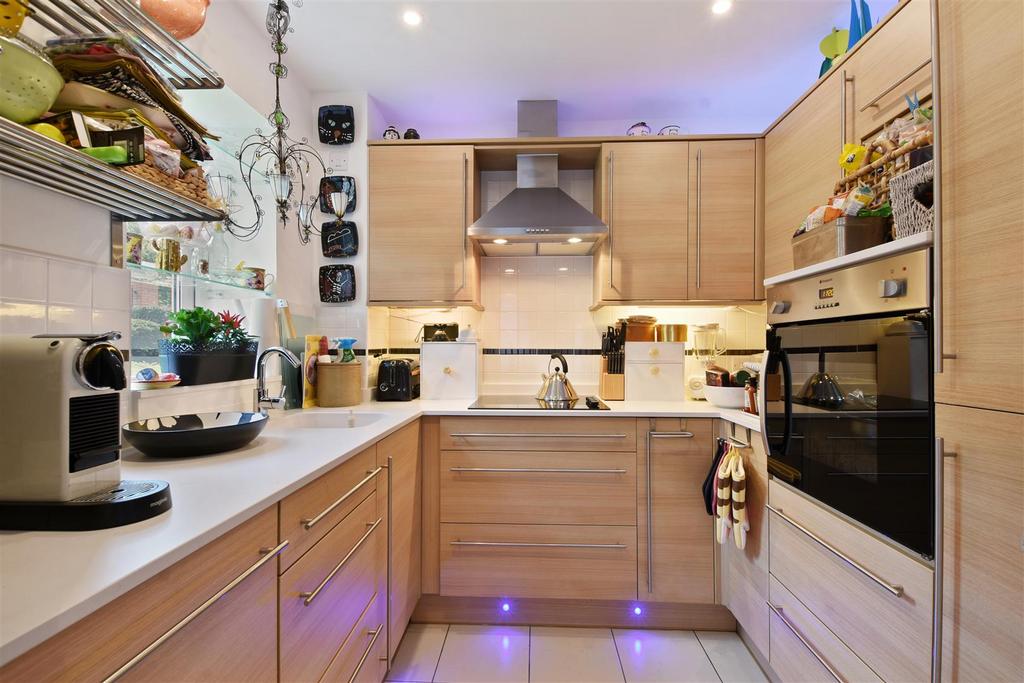 11-7fab GCMCS - 5 Spring Hill House - Kitchen -Origi
