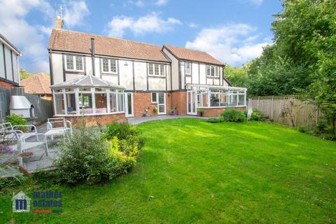 18 Chalkdown, Stevenage, SG2 7BG