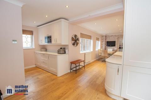 18 Chalkdown, Stevenage, SG2 7BG