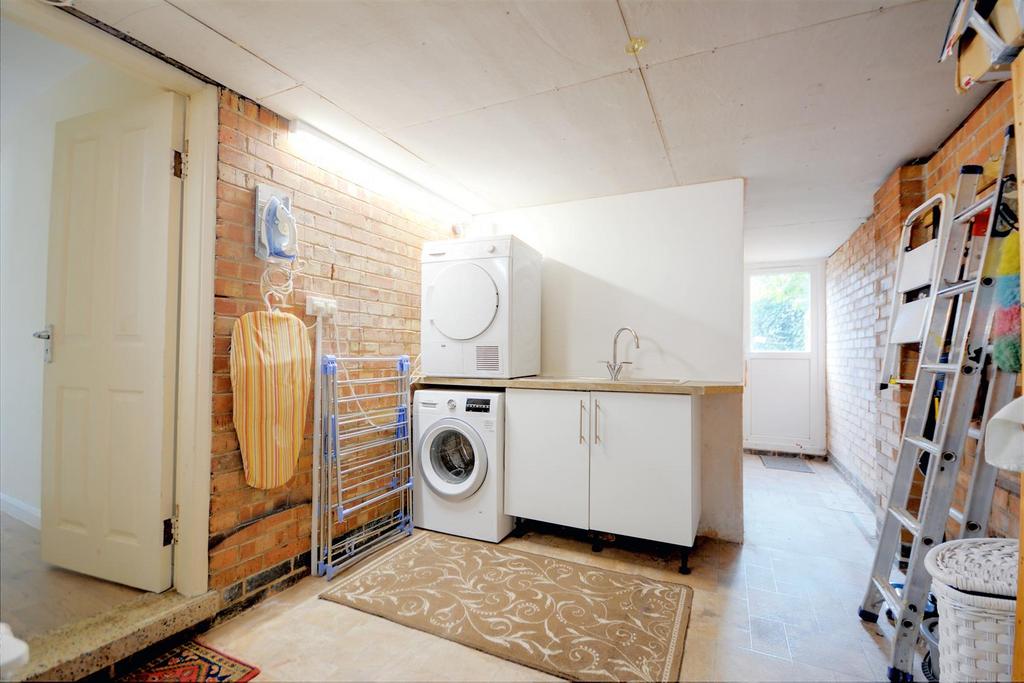 Utility Garage 1.jpeg