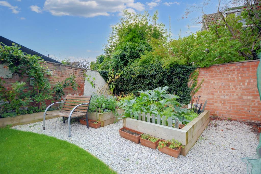 Garden 2.jpeg