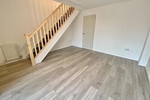 17 Avonside Way, Macclesfield, SK11 8BY