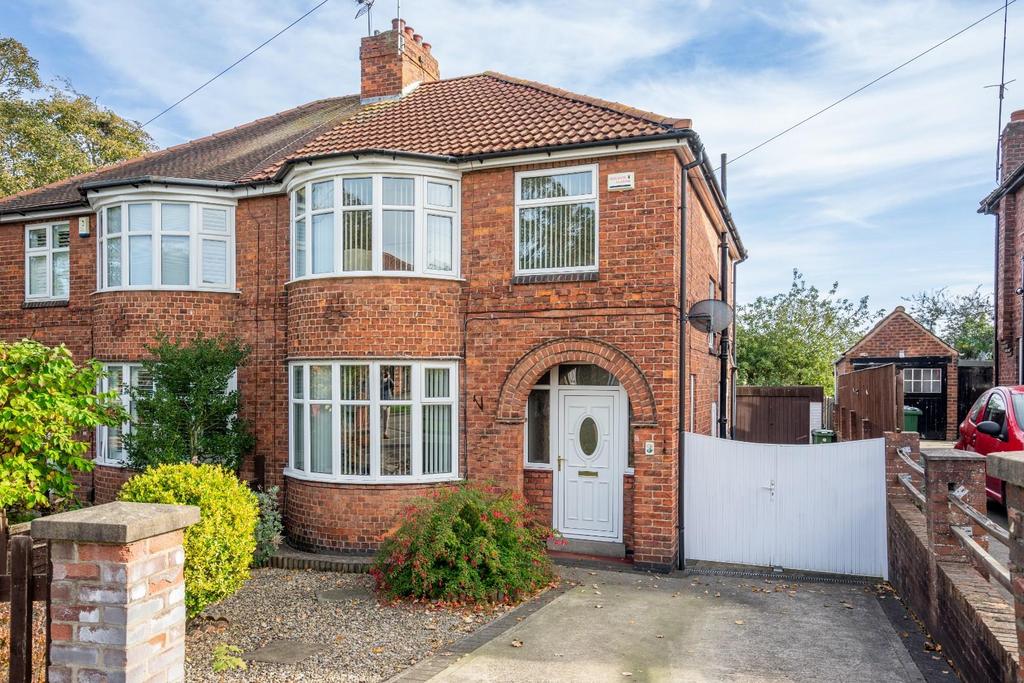Windmill Rise, Holgate, York 3 bed semidetached house for sale £400,000