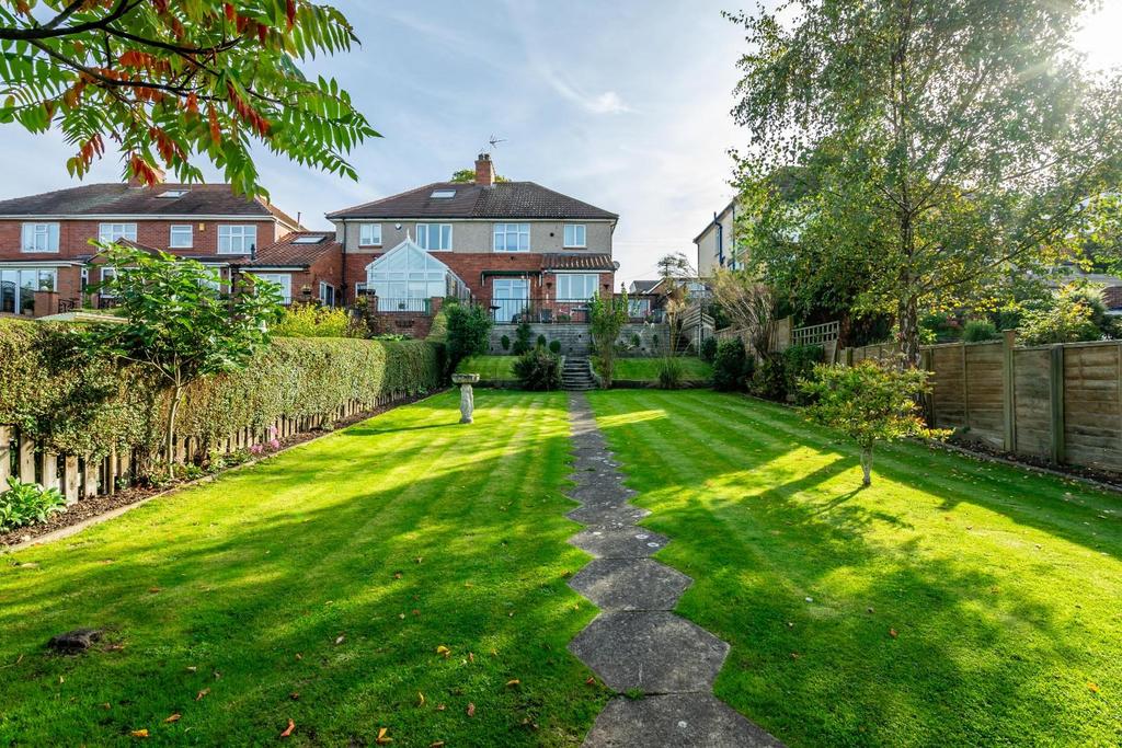 Malvern Avenue, York 3 bed semidetached house £395,000