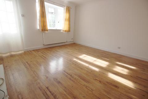 2 bedroom house to rent - Martham Close, London