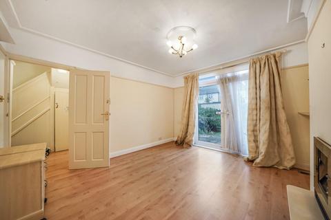 4 Eric Road, Romford, RM6 6JJ