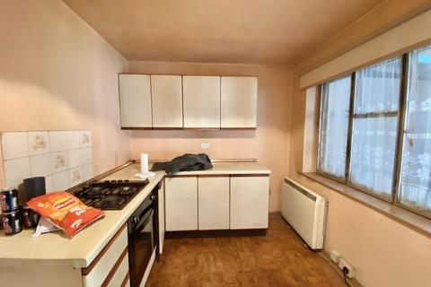 42 Carfax Road, Hayes, UB3 4RD