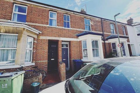 5 bedroom house to rent, Boulter Street