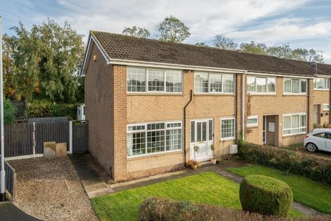 16 Law Close, Wetherby, LS22 7FB