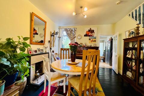 9 William Road, Ashford, TN23 7UT