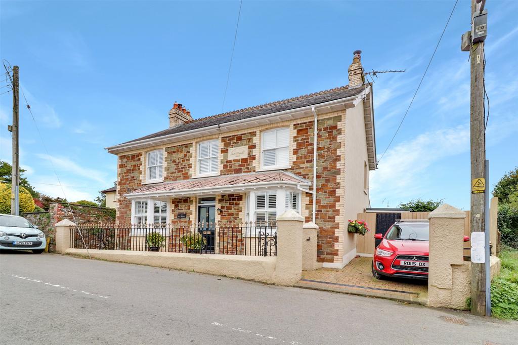 Rectory Road, Dolton, Winkleigh, Devon, EX19 3 bed detached house for
