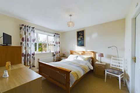 3 bedroom detached bungalow for sale, Coniston Close, Bridlington