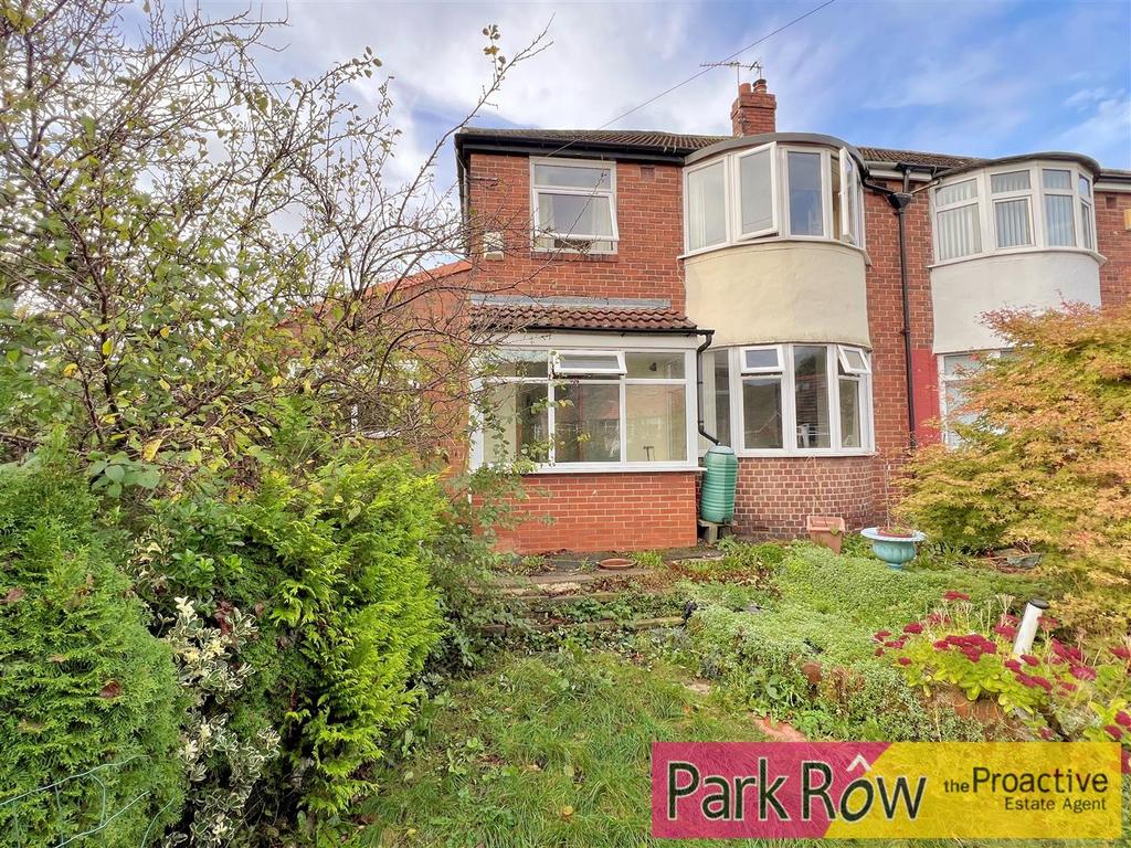 Gledhow Park Avenue, Leeds 4 bed semidetached house for sale £350,000