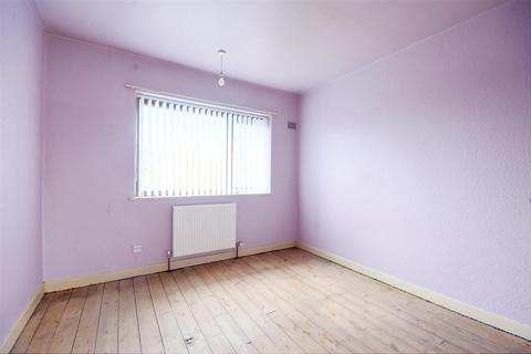 9 Coniston Drive, Ilkeston, DE7 4FG