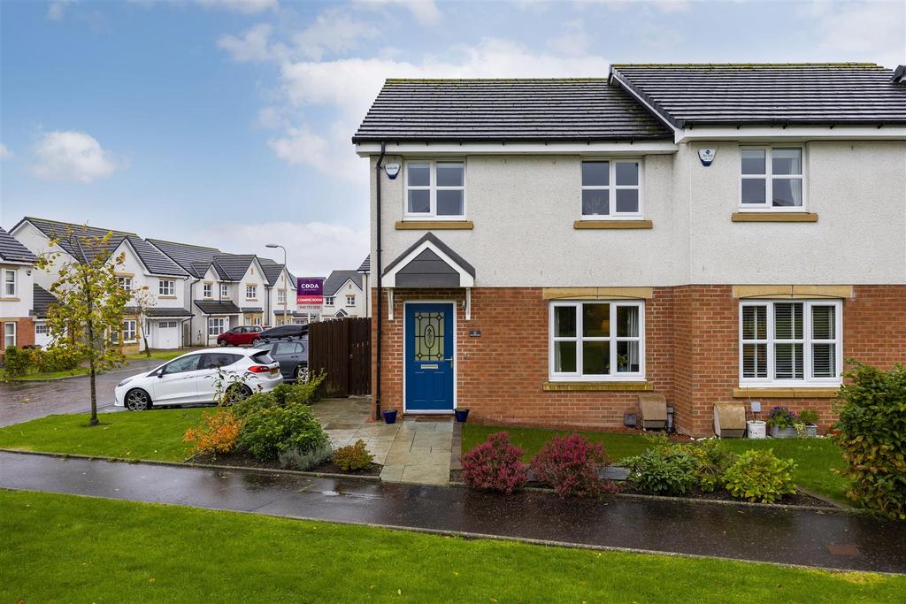Corn Mill Road, Woodilee Village... 3 bed end of terrace house £250,000
