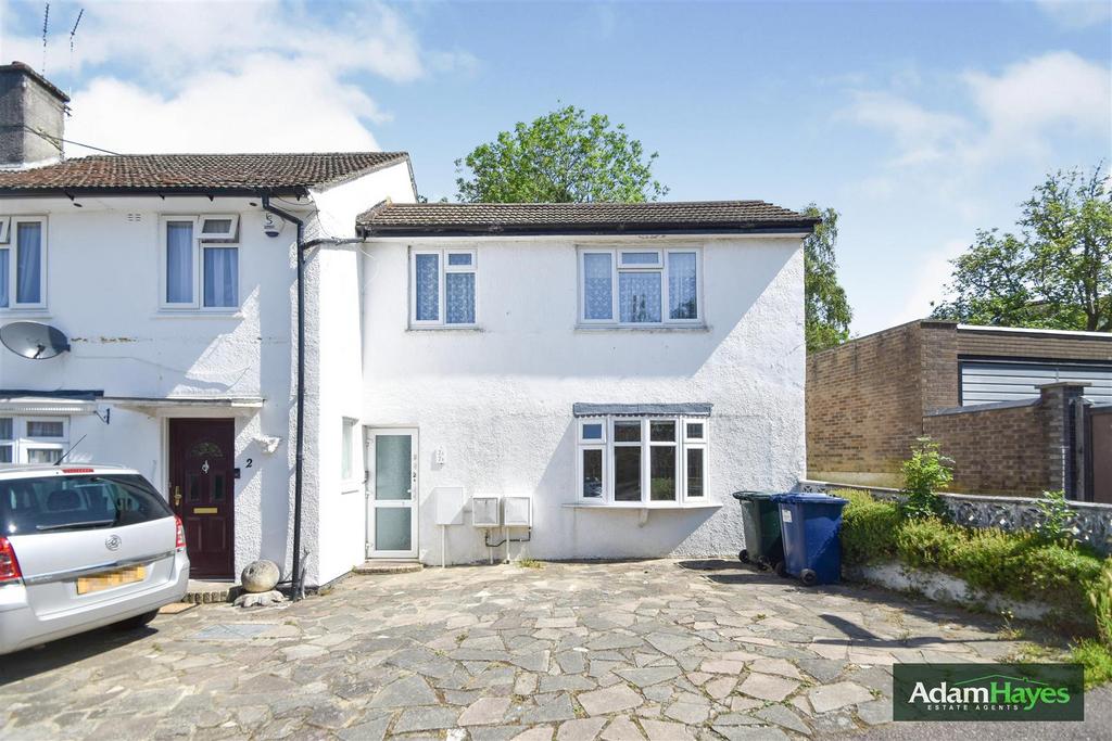 Rushden Gardens, Mill Hill East NW7 2 bed apartment £1,600 pcm (£369 pw)