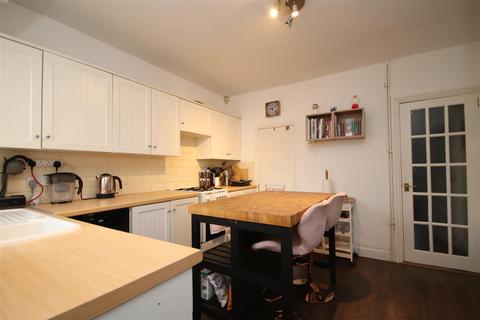 83 Fulwich Road, Dartford, DA1 1UN
