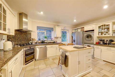 5 bedroom detached house for sale, Hillside Avenue, Offington, Worthing