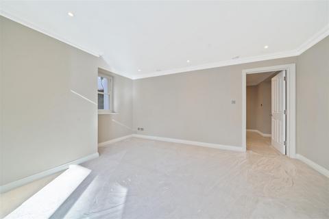 Flat 2, 10 Catherine Road, Surbiton, KT6 4HA