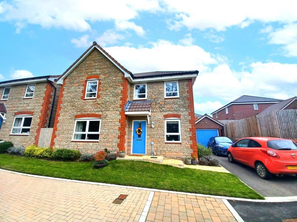 Poskett Way, Charfield, WottonUnderEdge 4 bed detached house for sale £475,000