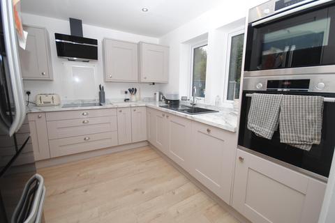 13 Brigshaw Drive, Allerton Bywater, Castleford, WF10 2HT