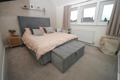 13 Brigshaw Drive, Allerton Bywater, Castleford, WF10 2HT