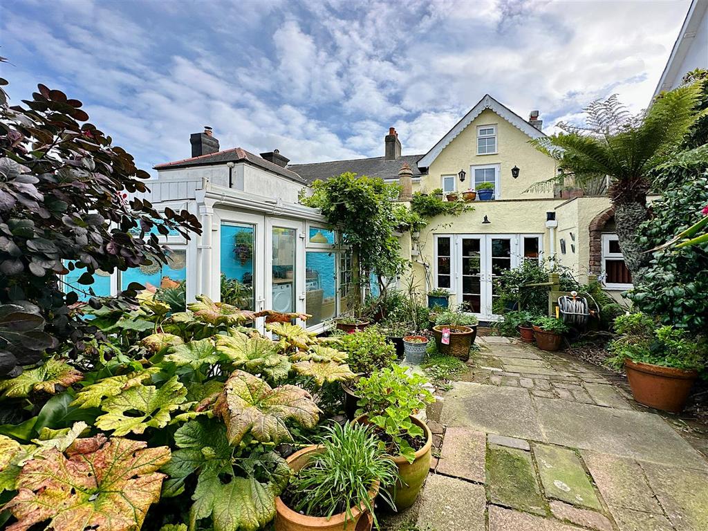 Milton Street, Brixham 3 bed house for sale £399,000