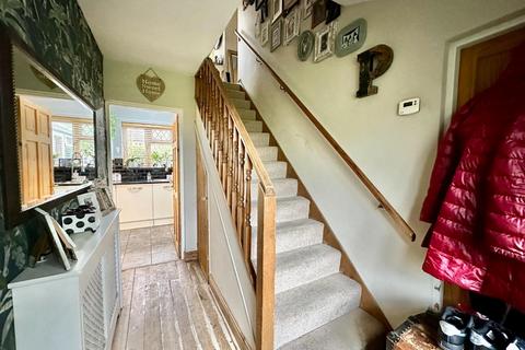 15 Chalcombe Avenue, Northampton, NN2 8JH