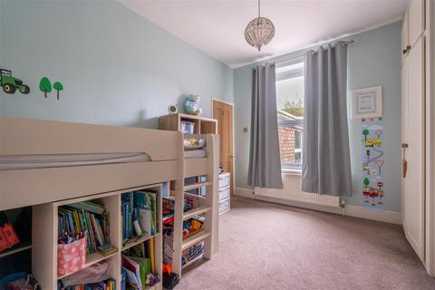 18 Stanley Road, Warmley, Bristol, BS15 4NU