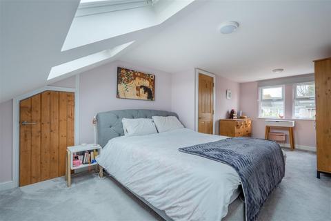 18 Stanley Road, Warmley, Bristol, BS15 4NU
