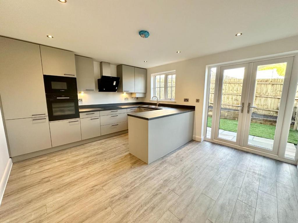 Dixon Street, Barrowford 3 bed semidetached house for sale £215,000
