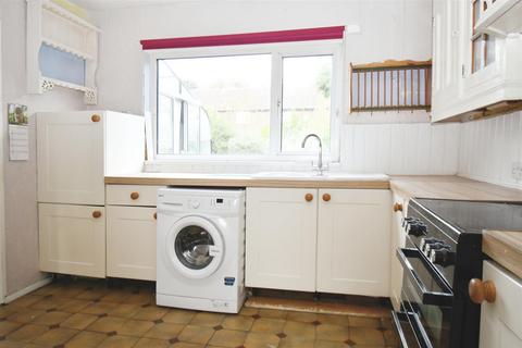 3 bedroom end of terrace house for sale - Sutton Gardens, Sutton-On-Hull, Hull