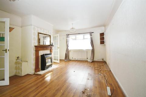 3 bedroom end of terrace house for sale - Sutton Gardens, Sutton-On-Hull, Hull