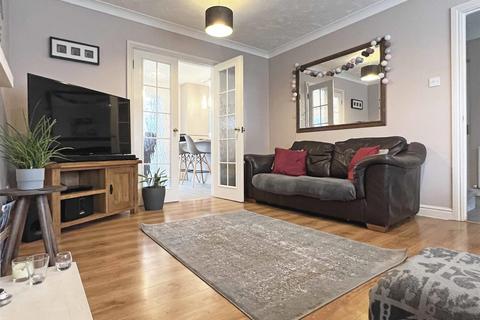 63 Pochard Way, Great Notley, Braintree, CM77 7WA