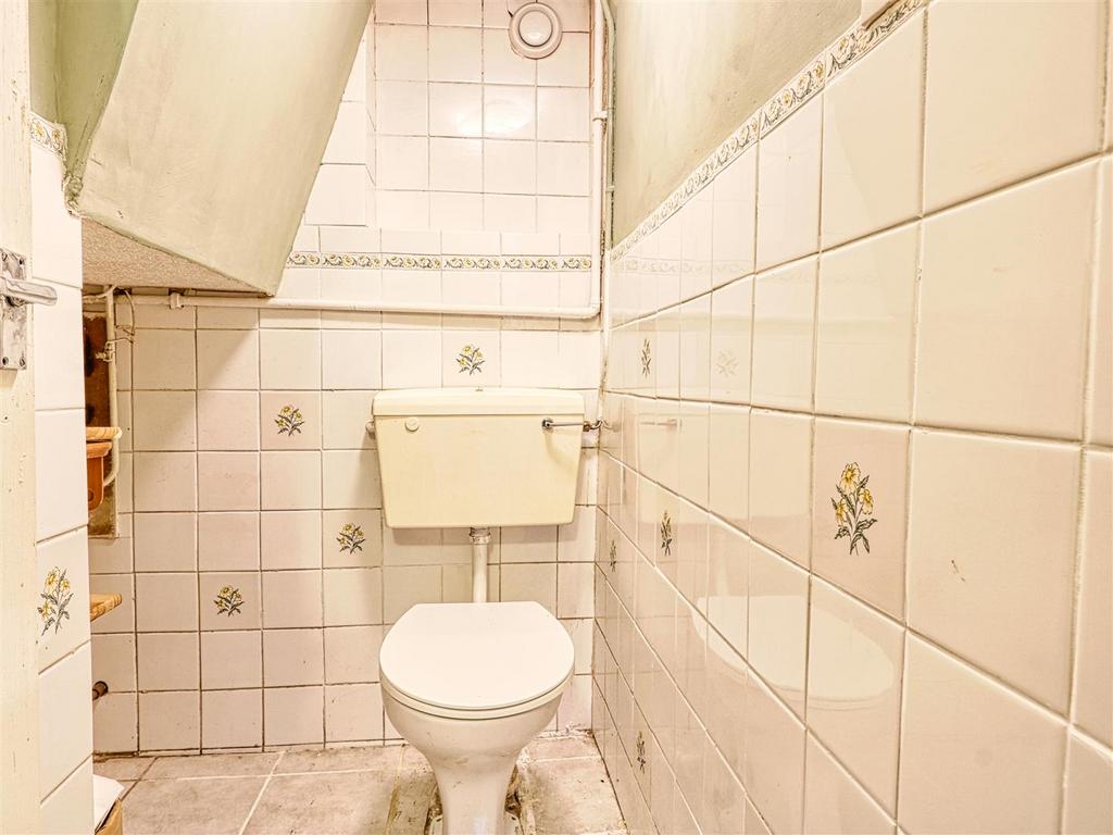 Ground floor wc