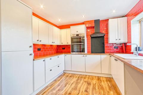 103 Derby Road, New Tupton, Chesterfield, S42 6JX