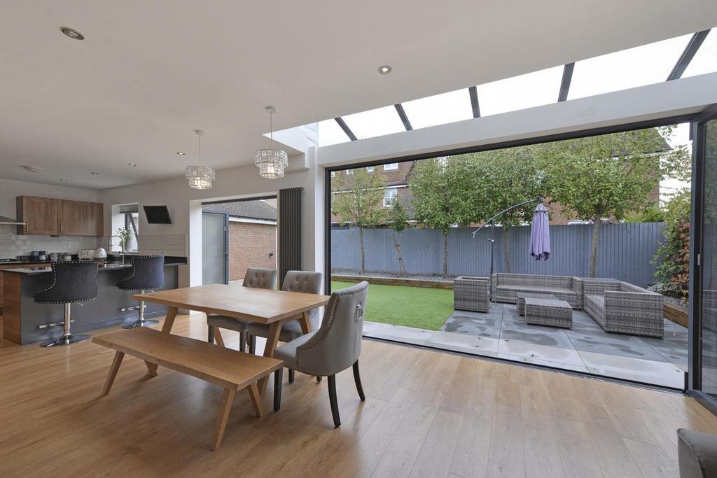 Kitchen/Diner/Family Room