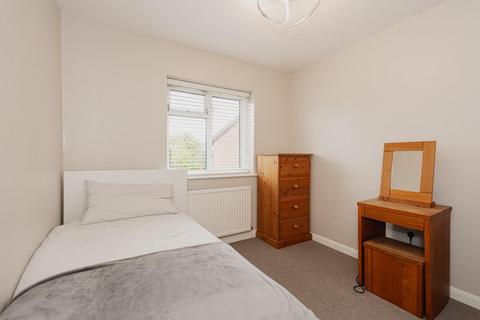 9 Cardinal Close, Worcester Park, KT4 7EH