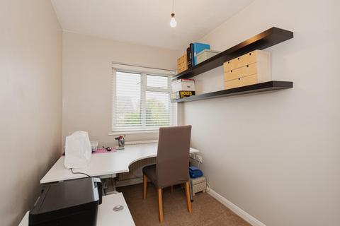 9 Cardinal Close, Worcester Park, KT4 7EH