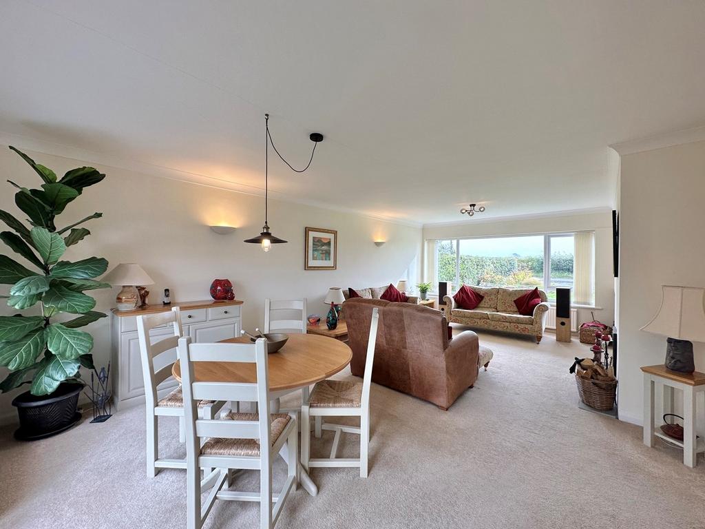 Churchway, Sutton St Nicholas, Hereford, HR1 3 bed detached house for