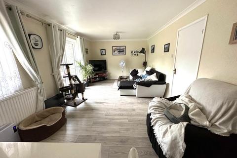 28 Crane Walk, Northampton, NN3 8YE