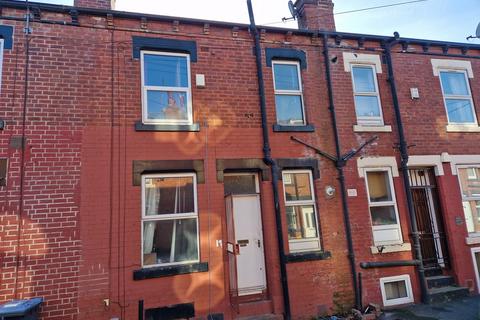 2 bedroom terraced house to rent, Harold Terrace, Leeds, LS6