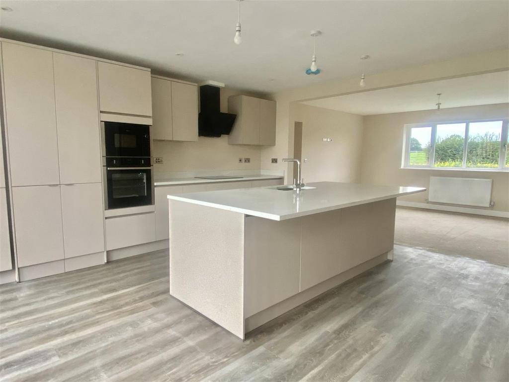 Dog Lane, Oldcastle, Malpas 4 bed terraced house for sale £625,000