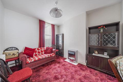 15 Clements Road, London, SE16 4DW