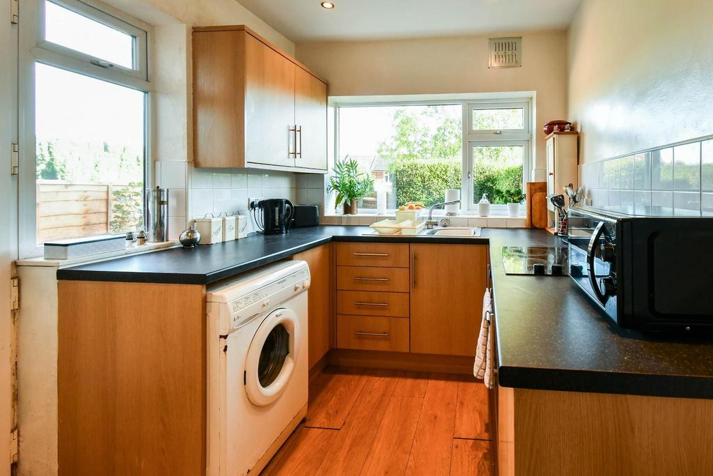 Swarcliffe Road, Harrogate, HG1 4QX 3 bed terraced house for sale £