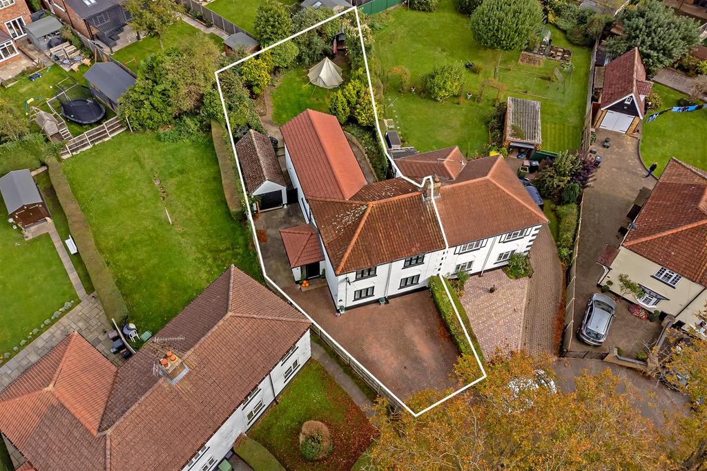 Spencer Place, Sandridge, St Albans 4 bed semidetached house for sale